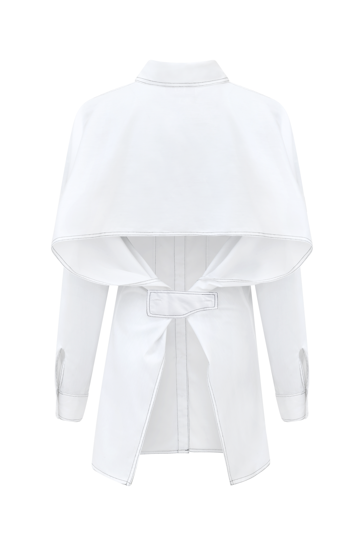 CHEMISE VOLUTE, bride ajustable avec 2 boutons, dos avec volume et surpiqûres noires.