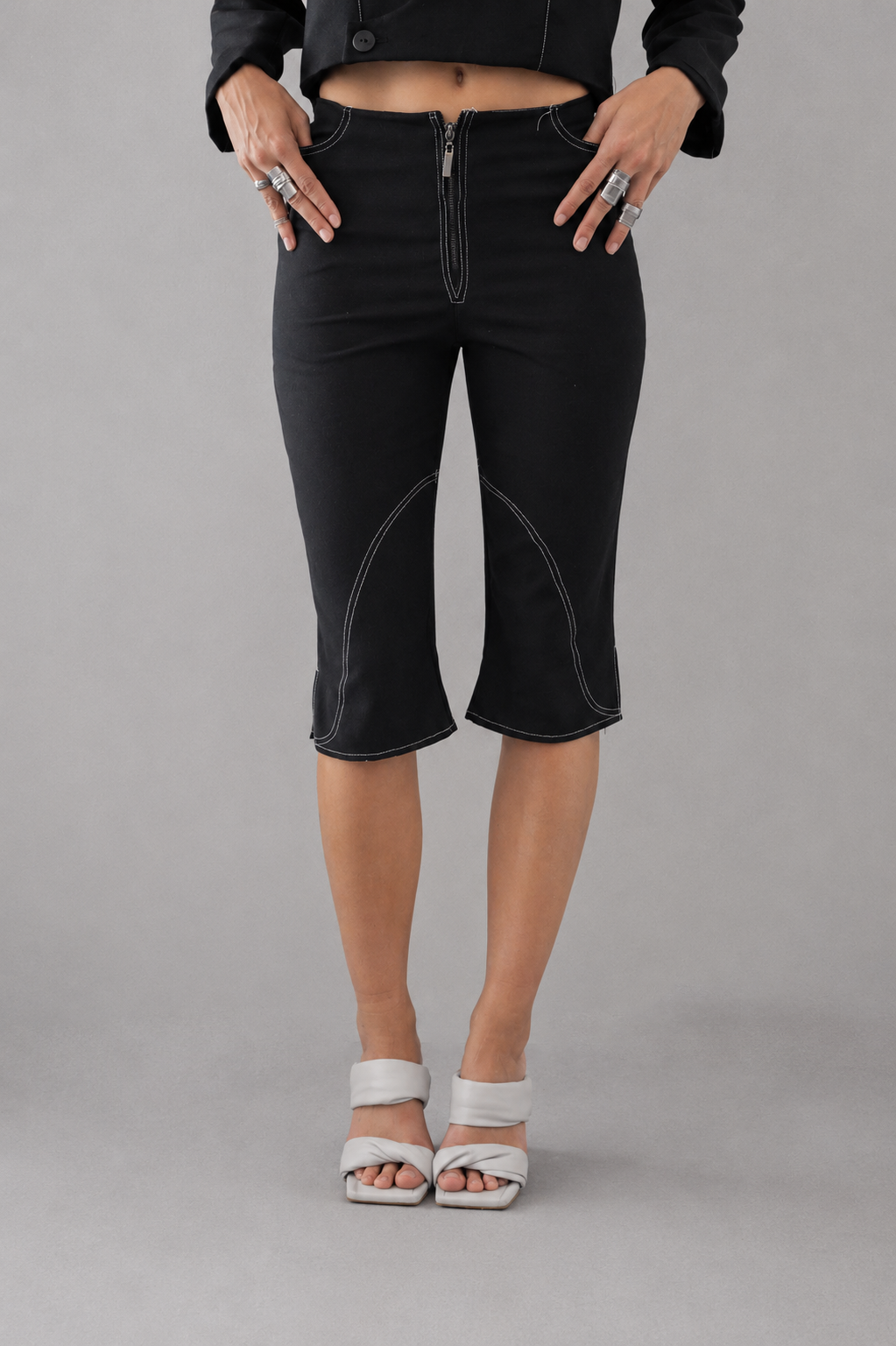 PANTALON ARCHIVE CAPRI