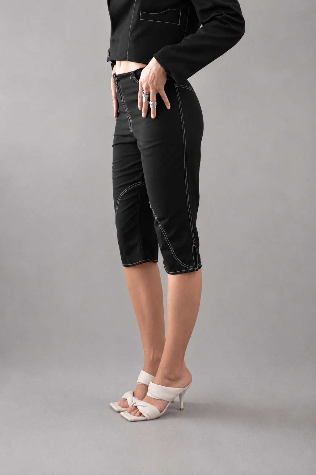 PANTALON ARCHIVE CAPRI